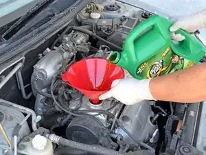 Motorölwechsel Mitsubishi Lancer 2002-2007 (2.0L I4 DOHC)