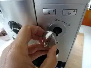 Jura Impressa S95 vordere Abdeckung öffnen