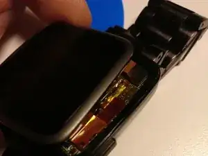 Reparatur eines defekten Knopfes