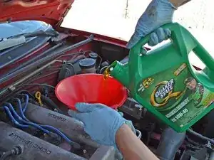 Ölwechsel beim Mazda MX-5 (1990-1997)
