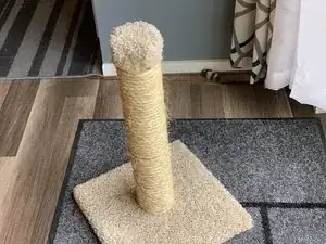Wie man einen Kratzbaum wieder aufmöbelt