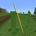 Sonnenblume von der Seite mit minimalem Spalt.