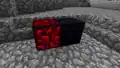 Direktvergleich von normalem und leuchtendem Obsidian