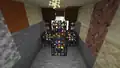 Soll ein Spawner auf der selben Stelle wie ein Vergrabener Schatz gespawnt werden, kommt es zu einem Bug, bei dem der Spawner fünf mal daneben generiert wird.