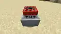 Eine gesetzte TNT-Lore