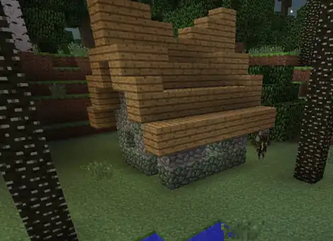 Ein Druidenhaus mit Druide