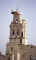 Kirche mit Storchennest