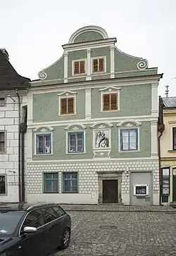 2015
