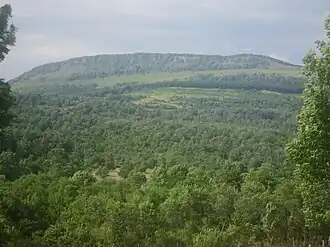 Der Željeznik bei Gornja Vođenica, einer der Gipfel des Grmeč