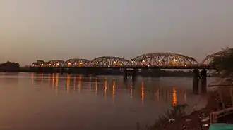 An-Nil-al-azraq-Brücke