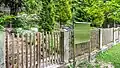 Historischer Friedhof am Waldrand