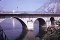 Der Ponte Azzone Visconti in Lecco, auf dem Gemälde der Mona Lisa erkennbar
