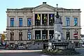 Der Brunnen Pierre-Joseph Redouté am Rathausplatz
