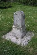Halbmeilenstein vor der Restaurierung