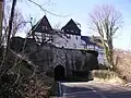 Ostseite (mit historischem Straßentunnel)