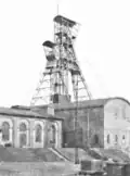 Das erste Fördergerüst nach Fertigstellung des Schachtes Krügershall (Teutschenthal)