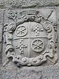 Das Wappen am neuen Bergfried (westlicher Eingangsturm)