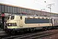 141 248 (lackiert für den Karlsruher Zug) in Essen Hbf, 1983