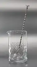Rührglas im japanischen Stil mit Barlöffel