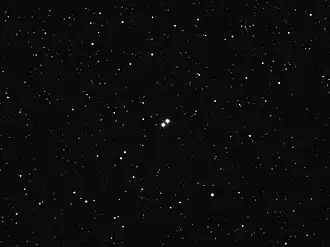 Bild von 16 Cygni (Mitte)