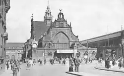 Ansicht von Westen mit Uhrturm um 1916