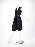 1969: Bonnie Cashin Jersey-Jumpsuit mit Lederakzenten