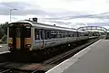 British Rail Super Sprinter (Baureihe Class 156) im Bahnhof Dingwall