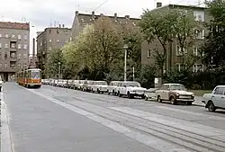 Blick aus der Pflug- auf die Schwartzkopffstraße, mit dem Rest der damaligen Heringsdorfer Straße (zum Kamin), 1991