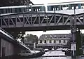 2013 abgerissener Seitenflügel mit dem Bahnhofsrestaurant Le&nbsp;Grenadier, 1994