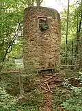 Zweite Walbecker Warte mit Türöffnung