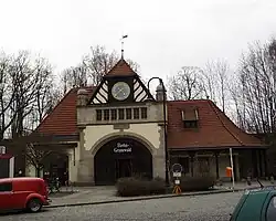 Empfangsgebäude