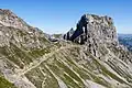 Le Rubli und die Südostansicht der Bergstation der Gondelbahn