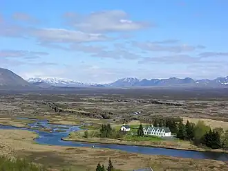 Ármannsfell li., gesehen vom Aussichtspunkt beim Nationalparkzentrum