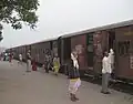 Schmalspuriger Zug im Bahnhof Janakpur (2009)