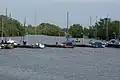 Niederwallufer Hafen, im Hintergrund das Naturschutzgebiet