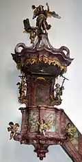 Spätbarocke Kanzel in der Stiftskirche St. Juliana