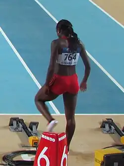 Aleesha Barber Rang acht in 13,52&nbsp;s