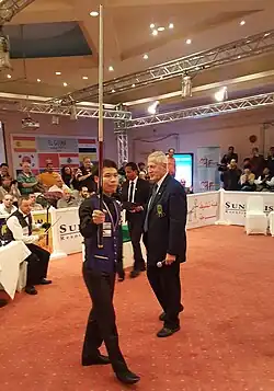 Heo nach seinem Siegball beim Weltcup 2016