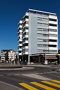 Coop, Kreisel und Hochhaus