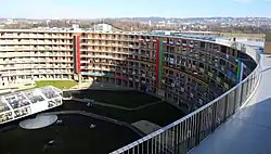 Verkleidung der Fassade für das Vortex-Gebäude Campus Lausanne