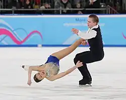 Natalie D’Alessandro und Bruce Waddell beim Eistanzen
