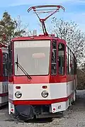 Der KT4D 405 aus Erfurt (un­echter Zwei­rich­tungs­wa­gen) im Eisen­bahn­museum Weimar (2022)