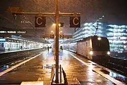 In den ersten Monaten fuhr der SJ EuroNight erst ab Hamburg-Altona. Seit April 2023 wurde der Lauf verlängert bis Berlin.