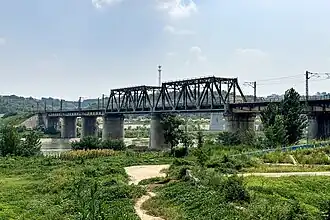 Eisenbahn nahe Gongyi, Henan (2012)