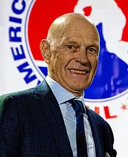 Lorne Henning