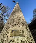 Beleuchtungsmast aus Dywidag-Produktion in Dresden auf der Wachwitzer Bergstraße (1. Dezember 2024)