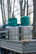 250-Liter-Dewartanks zum Transport von Helium
