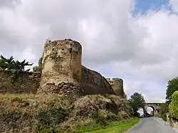 Reste der Burg Saint-Étienne