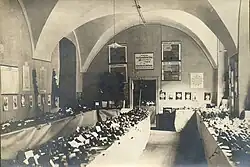 Obstausstellung anlässlich der 50-Jahr-Feier der Schule.