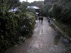 Weg zum Tempel